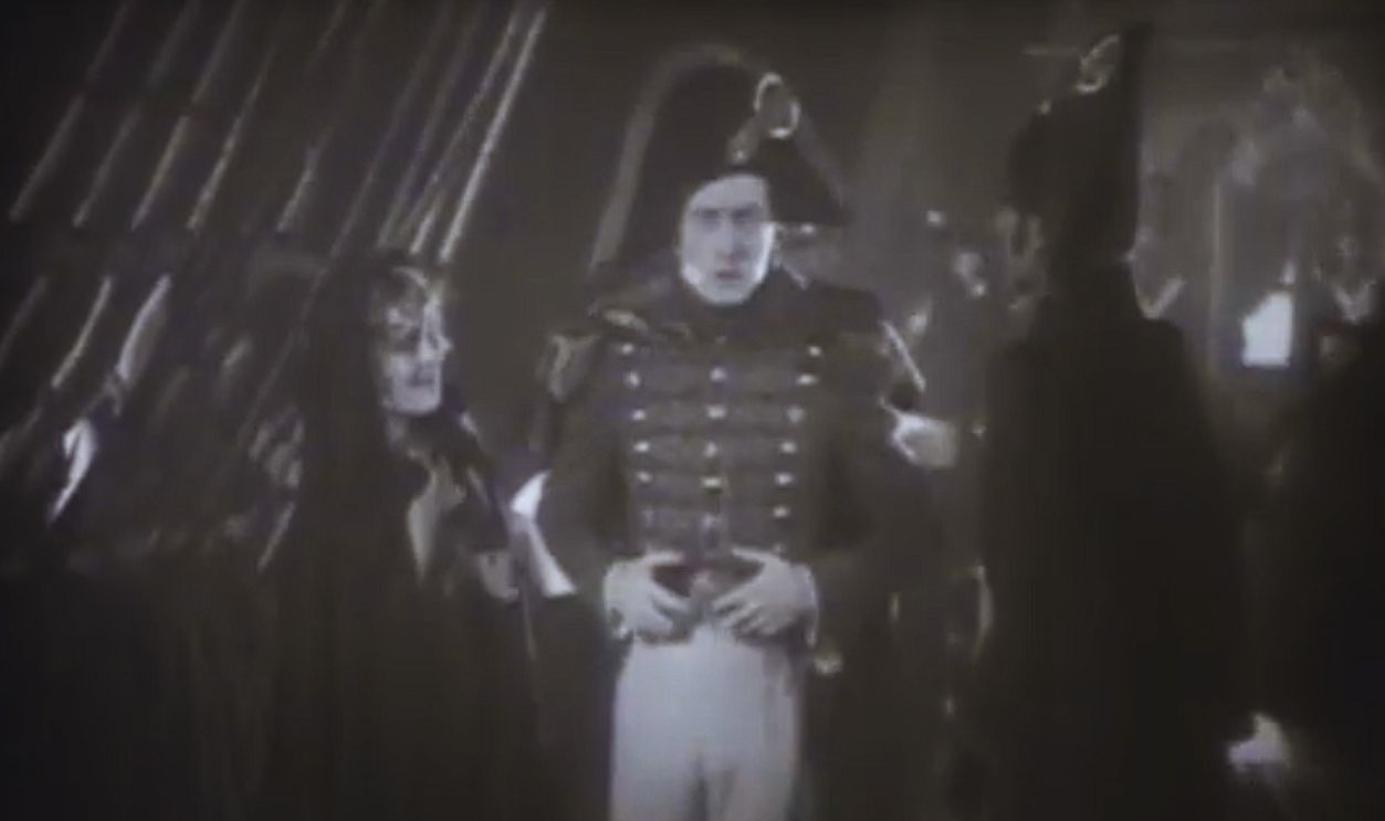 Screenshot from Glorious Betsy (1928)