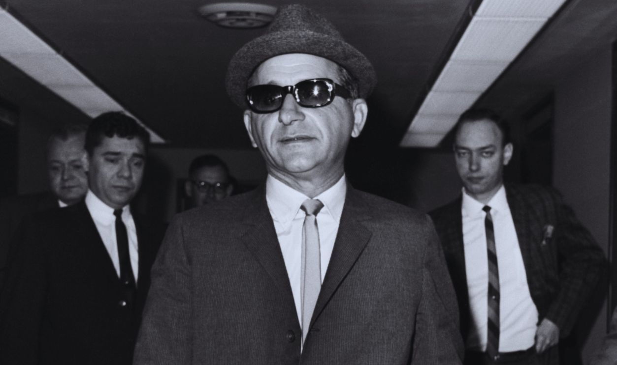 Gettyimages - 515181166, Sam Giancana Arrives at Court Chicago gangster Sam Giancana arrives for an appearance before a Federal Grand Jury 