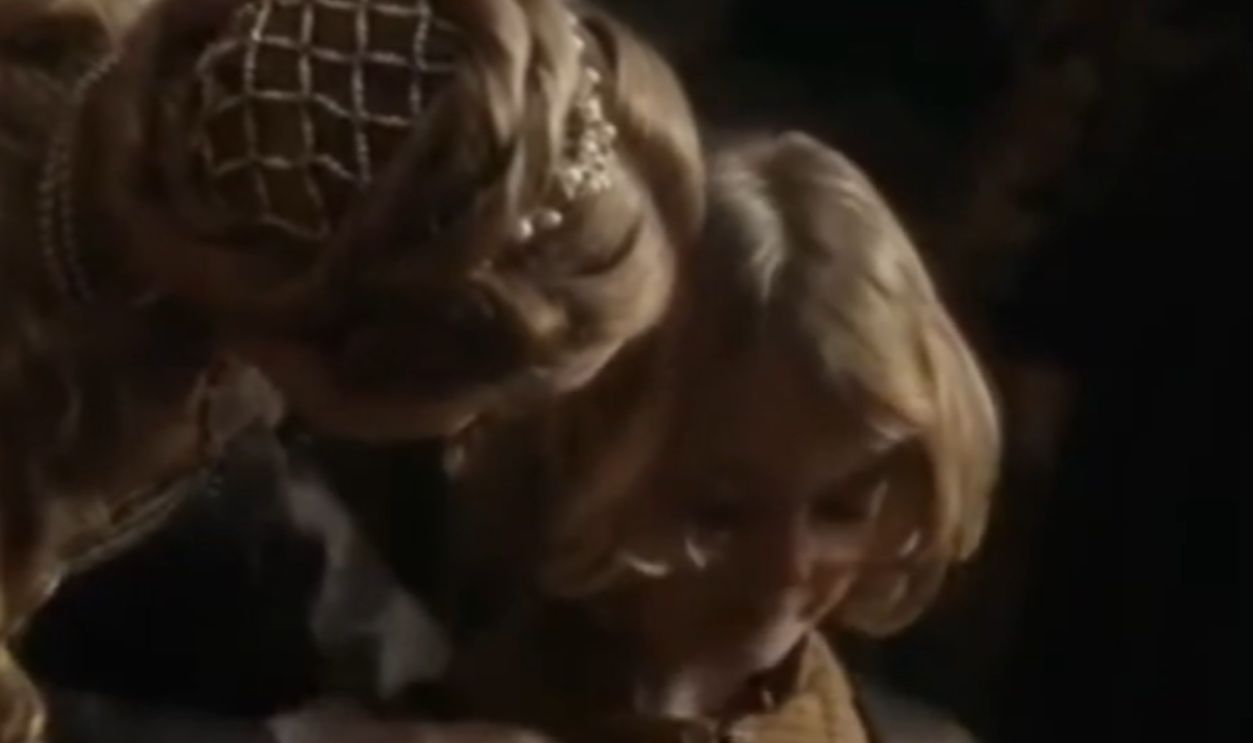 Screenshot from The Spanish Princess (2019-2020) 