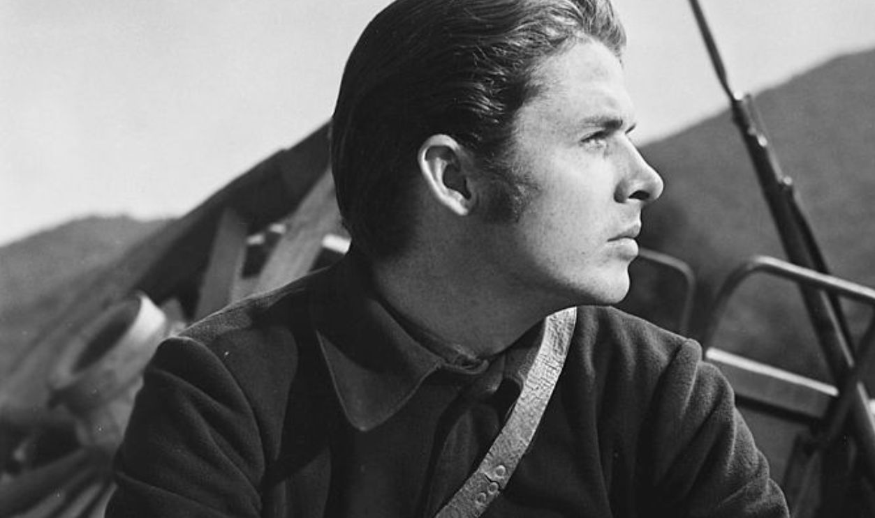 Audie Murphy (1924-1971), US actor, wearing the uniform of the Union Army, in a publicity portrait issued for the film, 'The Red Badge of Courage', USA, 1951. The US Civil War drama, directed by John Houston (1906-1987), starred Murphy as 'Henry Fleming'. 