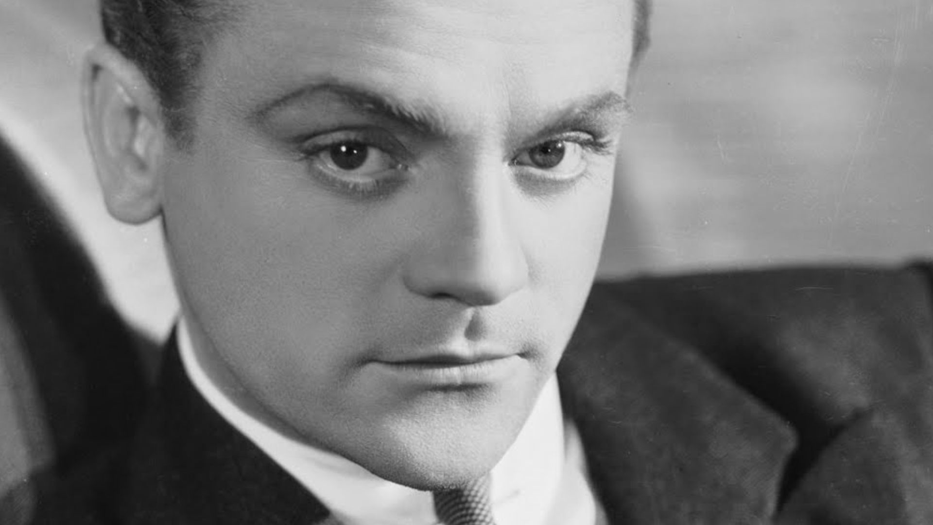 Studio publicity photo of actor James Cagney.