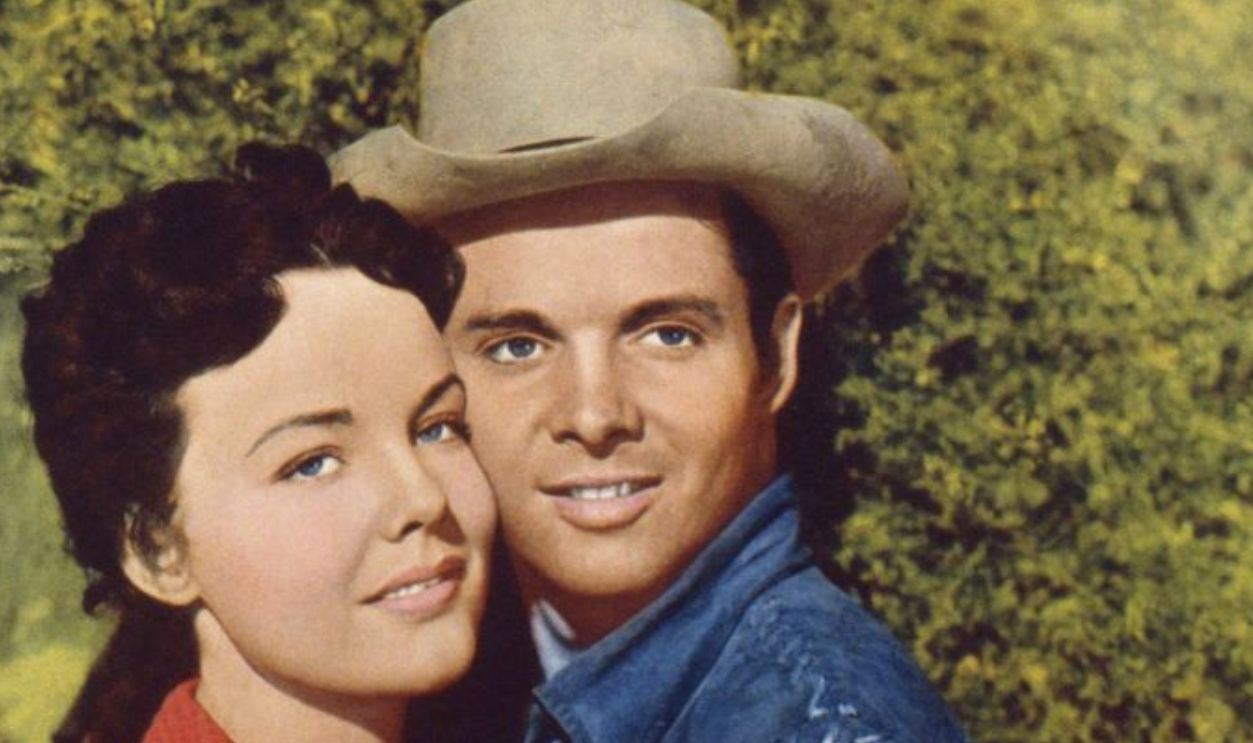 Sierra, US lobbycard, from left: Wanda Hendrix, Audie Murphy, 1950. 