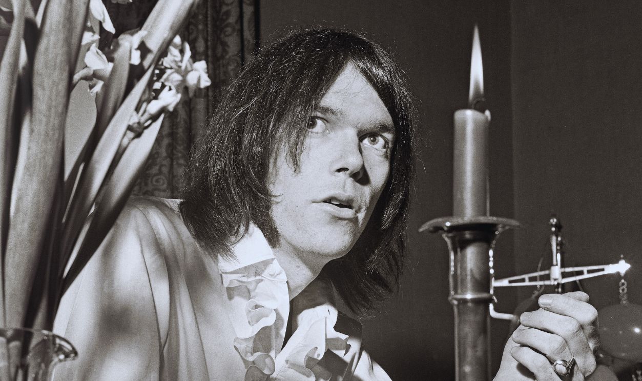 Gettyimages - 84842884, Photo of Neil YOUNG