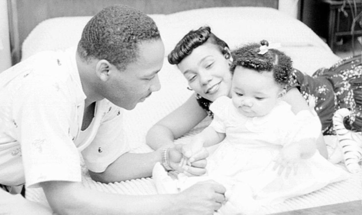 MONTGOMERY, AL - MAY 1956: Civil rights leader Reverend Martin Luther King, Jr. relaxes at home with his family in May 1956 in Montgomery, Alabama. 