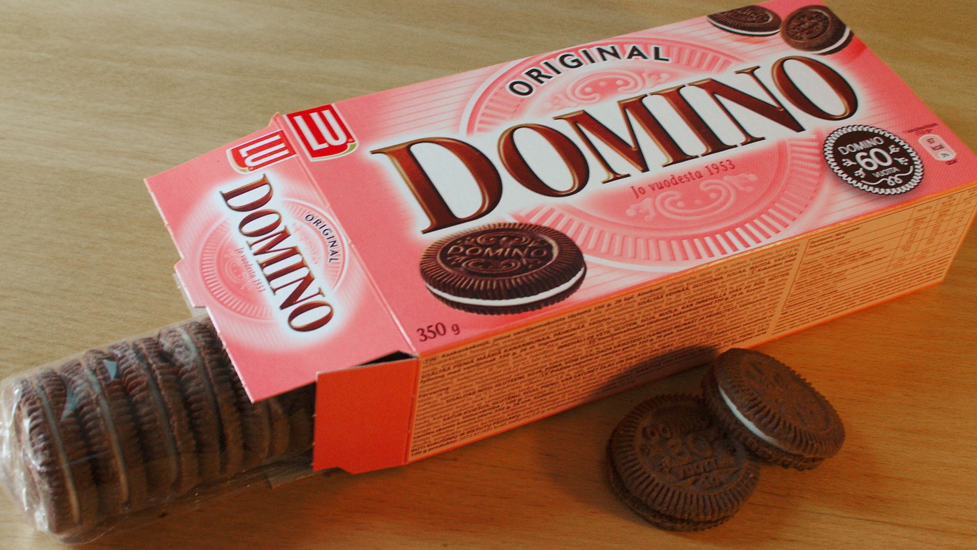 A pack of Finnish Domino cookies (60th anniversary special packaging)