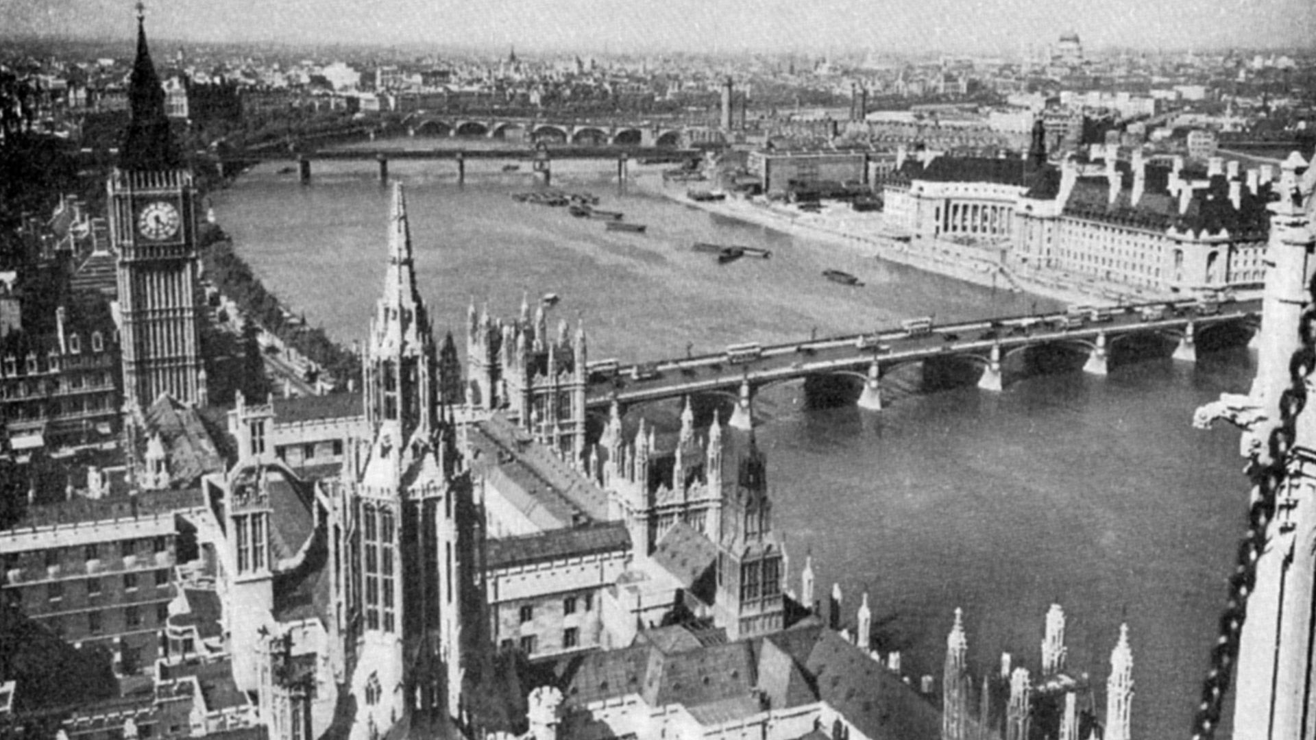The picture, a view from Victoria Tower, depicts the position of London on both sides of the Thames. The big dome-shaped building near the pictures upper right corner is St. Paul's Cathedral.