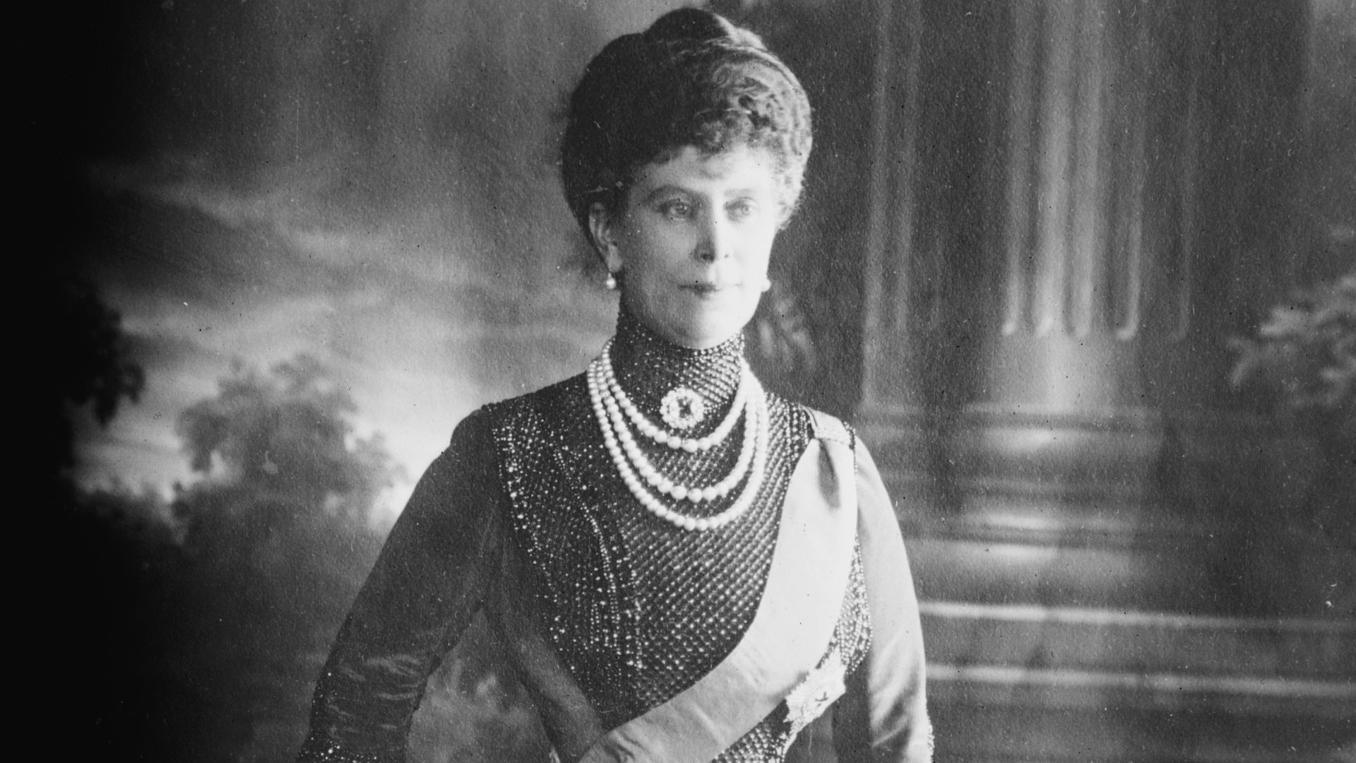 File:Mary of Teck crop.jpg