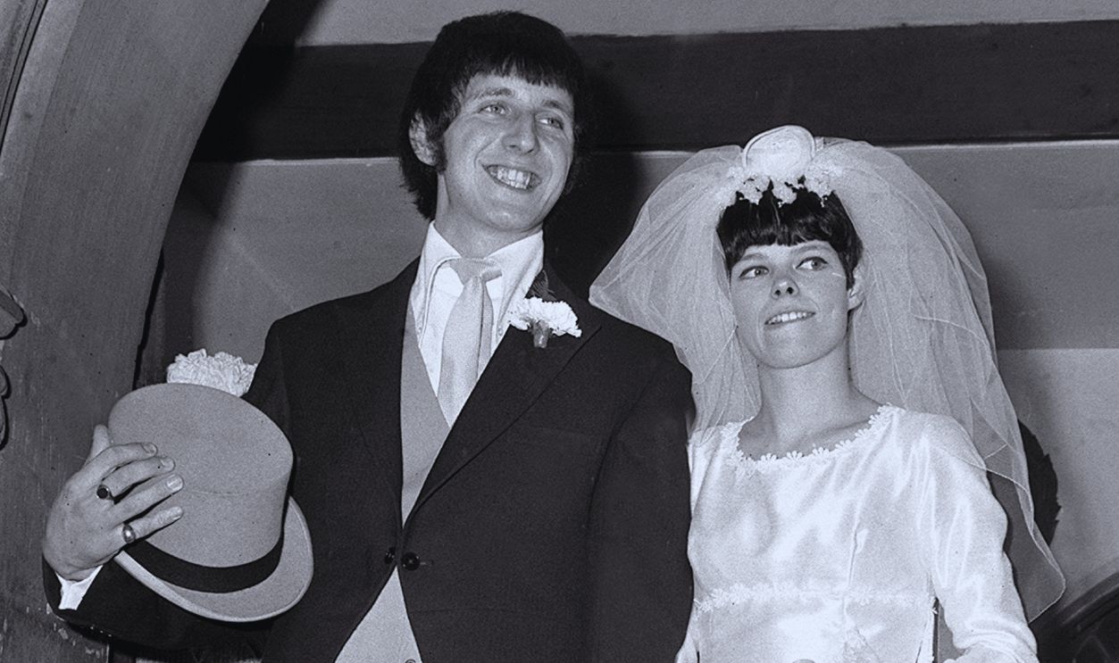 Gettyimages - 830975528, John Entwhistle and Alison Wise Marry