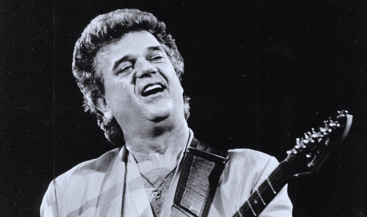 Gettyimages - 567425817, CONWAY TWITTY at a 1987 concert at the Anaheim Convention Center. LA Times photo by ^^^ CONWAY TWITTY at a 1987 concert at the Anaheim Convention Center. 