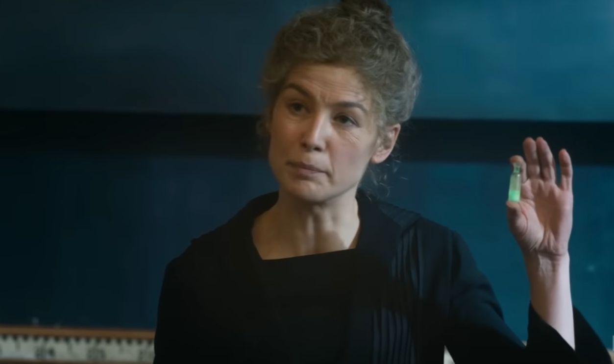 Screenshot from Radioactive (2019) 