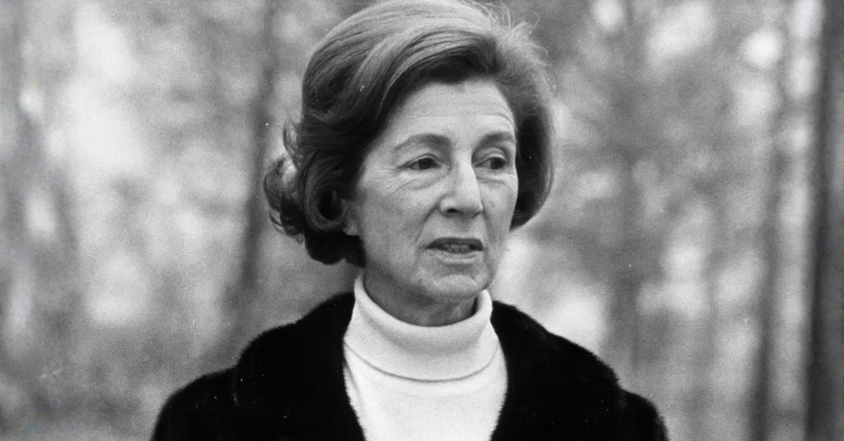 anet Auchincloss at the grave site of John F. Kennedy