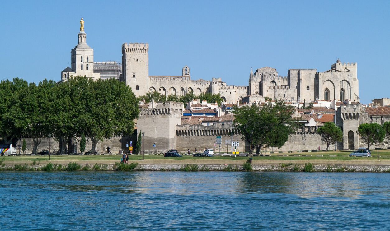 File:Palace of the Popes - Avignon, France - panoramio.jpg