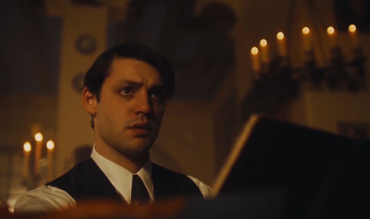  Screenshot from Genius: Picasso (2018)