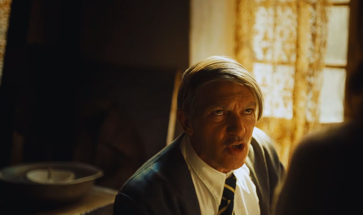 Screenshot from Genius: Picasso (2018)