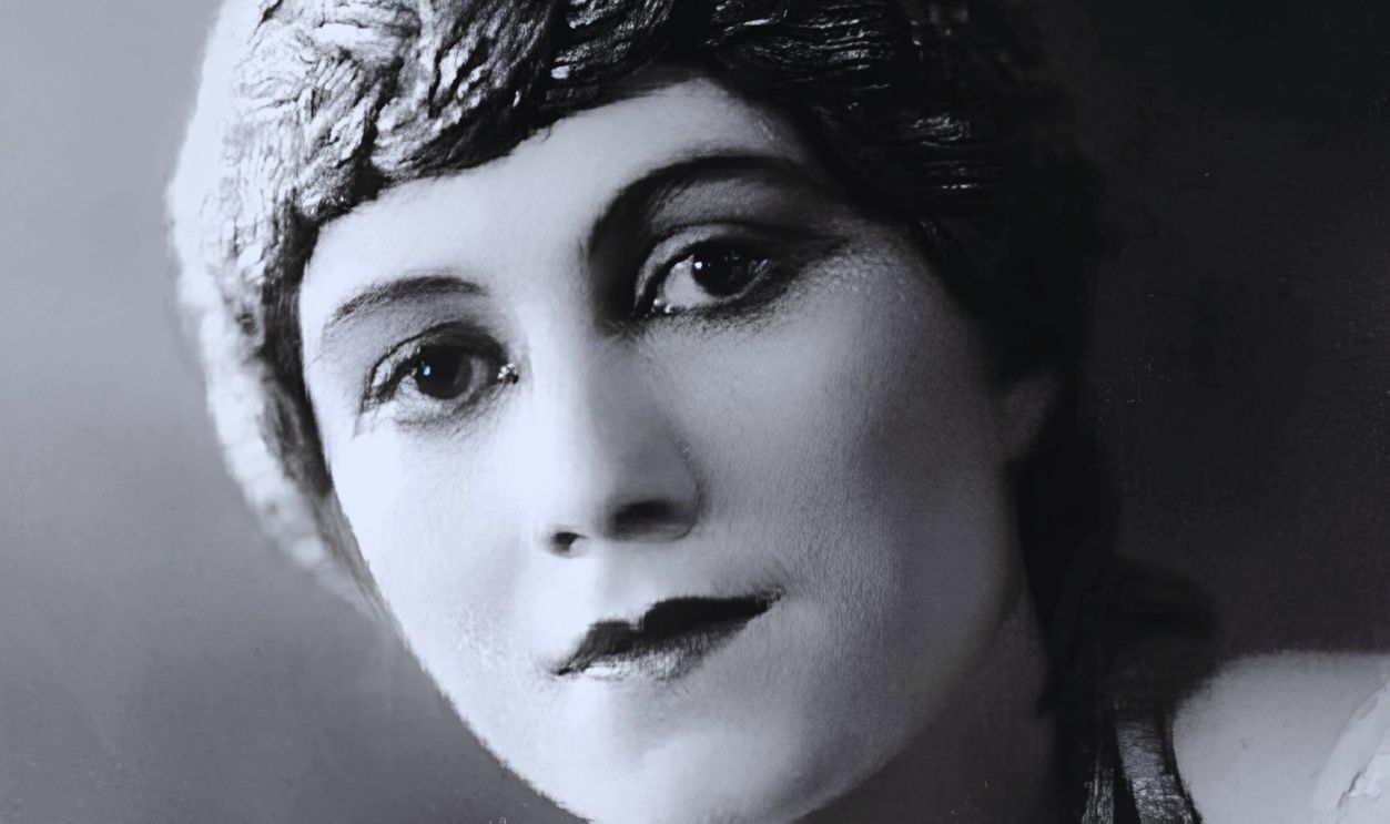 Olga Khokhlova