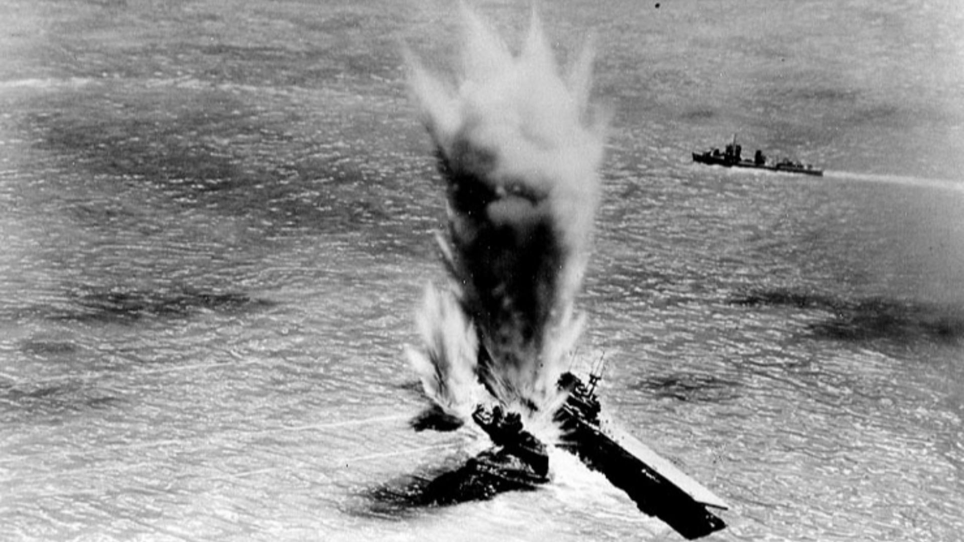 File:USS Hammann alongside USS Yorktown-both torpedoed.jpg