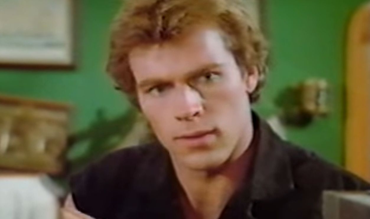 Screenshot from Cover-Up (1984-1985) 