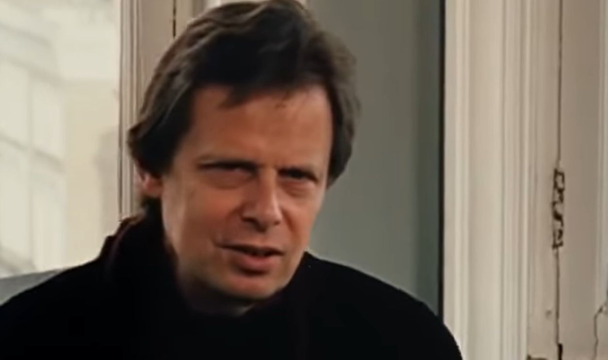 Screenshot from A Skin Too Few: The Days of Nick Drake (2000)