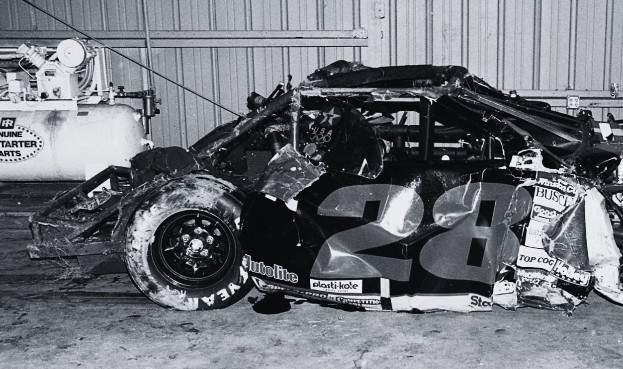 Gettyimages - 150943639, Davey Allison wreck - NASCAR Pocono 1992 