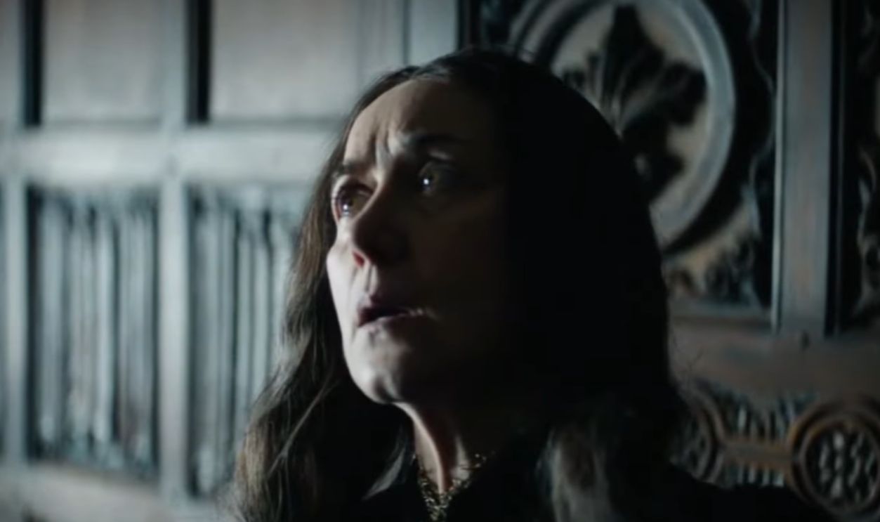 Screenshot from Becoming Elizabeth (2022)