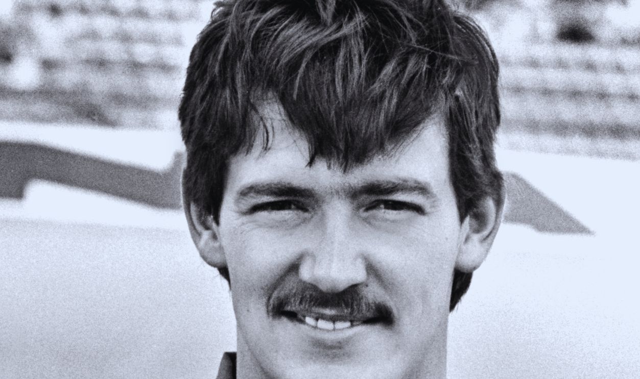 Gettyimages - 972266392, 1985 Daytona 500 DAYTONA BEACH, FL - FEBRUARY 1985: NASCAR driver Davey Allison poses for photographers prior to the start of the 1985 Daytona 500 at Daytona International Speedway in Daytona Beach, Florida. 