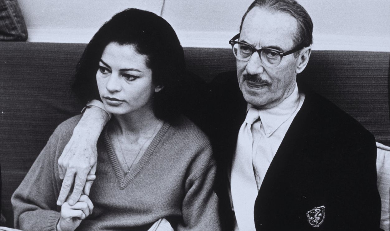Gettyimages - 120361201, Groucho Marx And Erin Fleming 