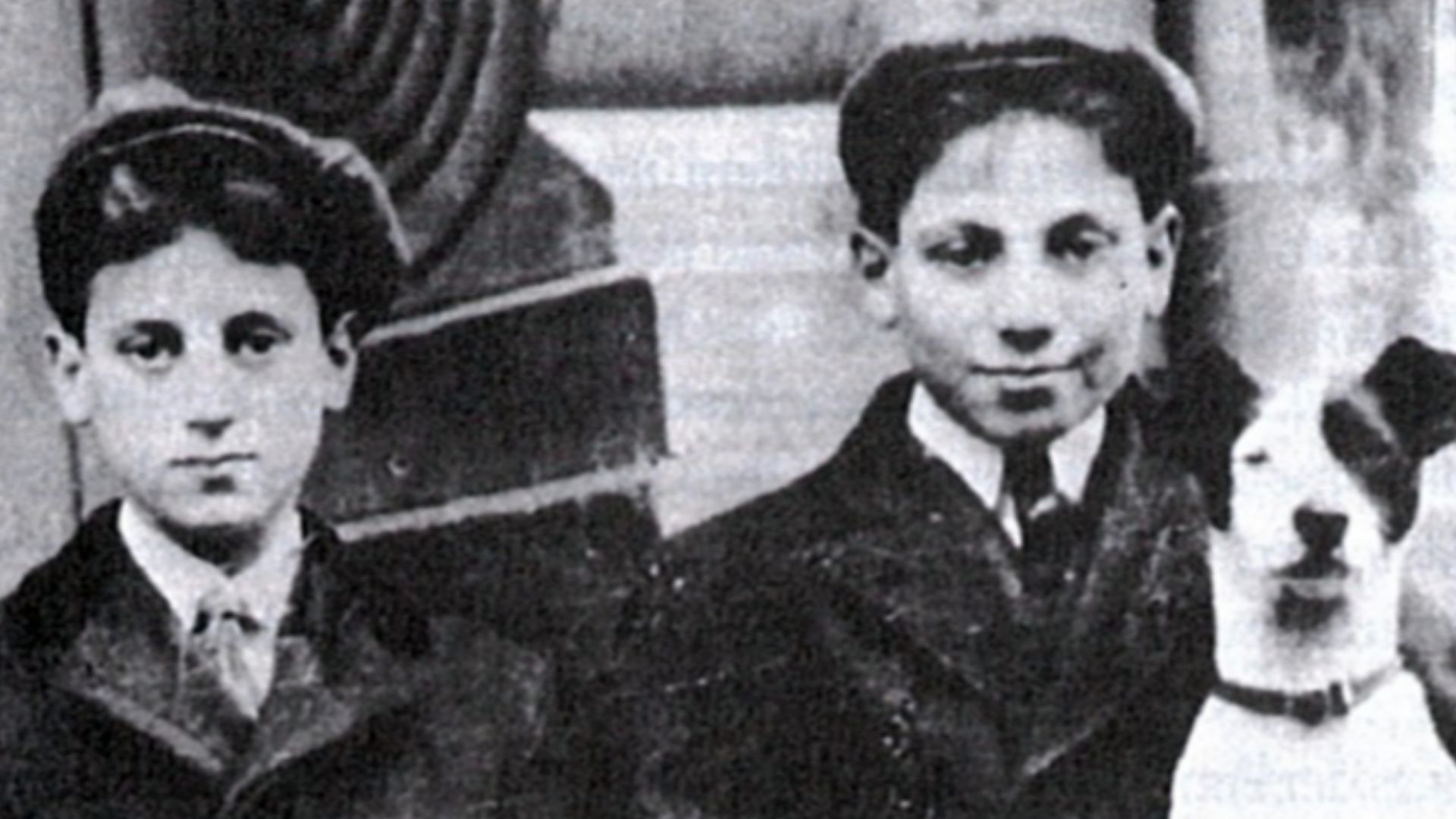 Groucho (left) and Harpo at the age of 12 and 14