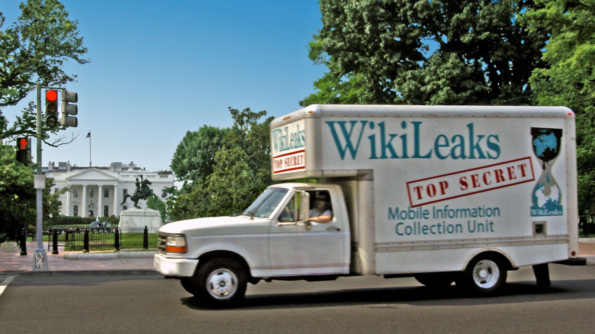 WikiLeaks Truck at the Whitehouse