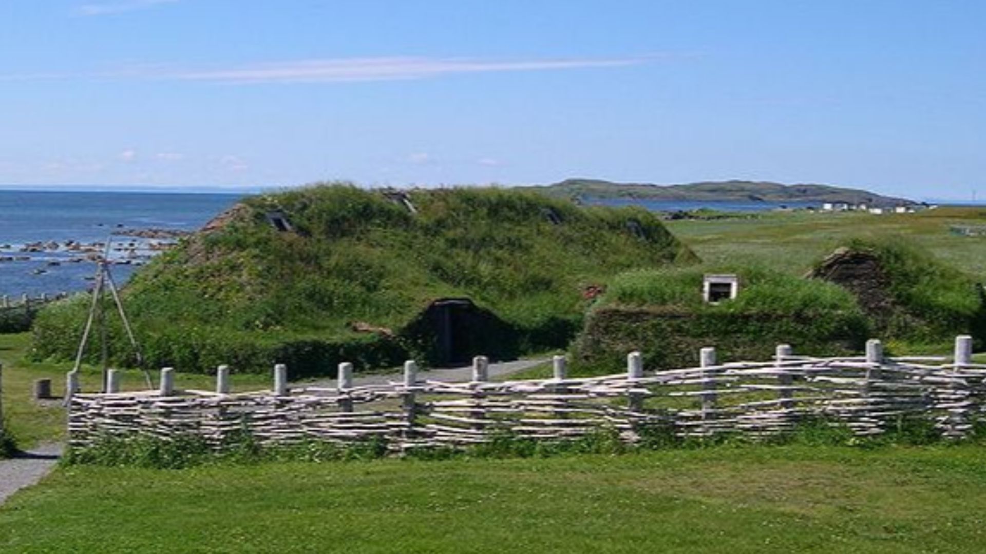 cropped version of File:Authentic Viking recreation.jpg