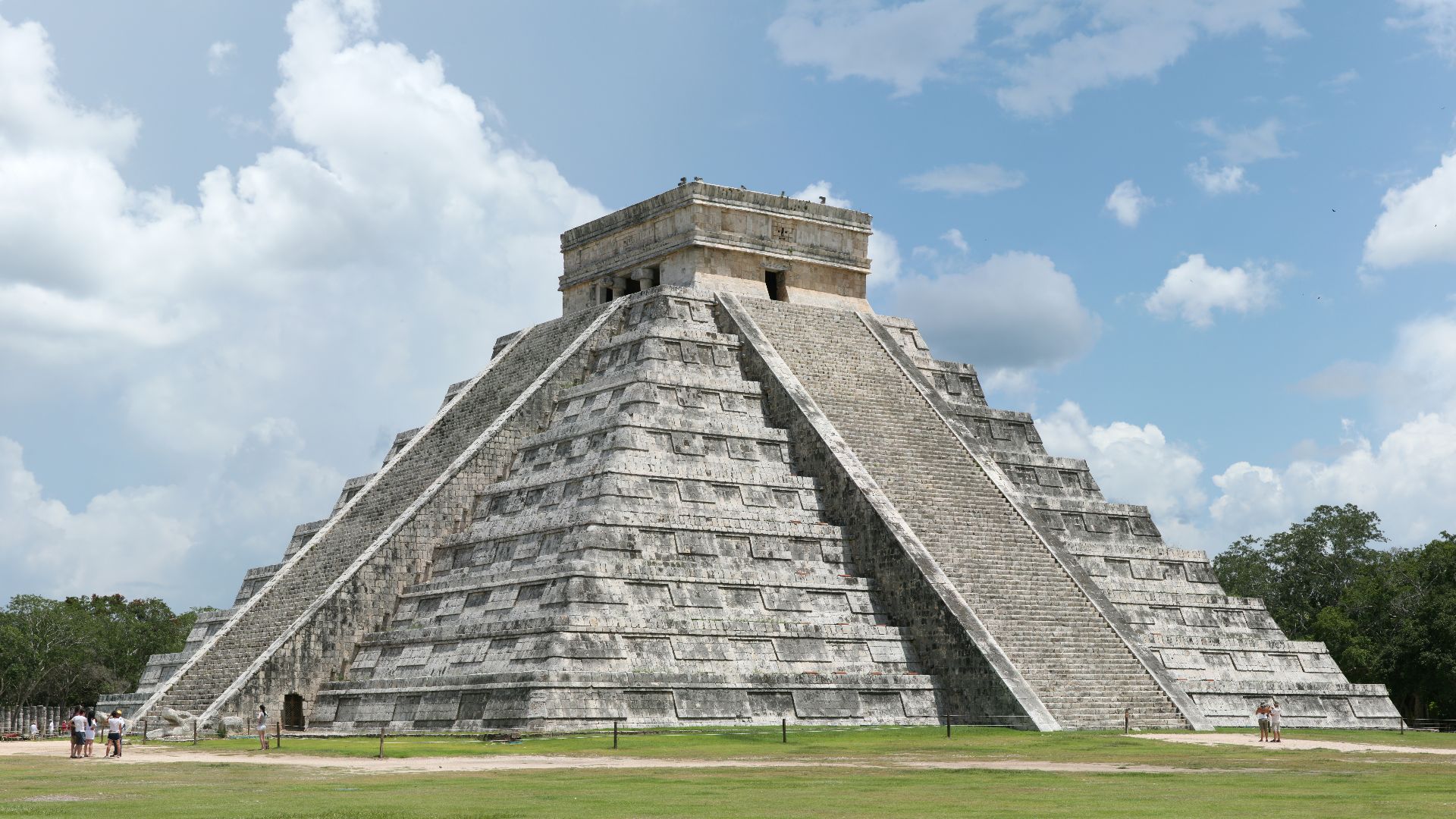 El Castillo (pyramid of Kukulcán) in Chichén Itzá