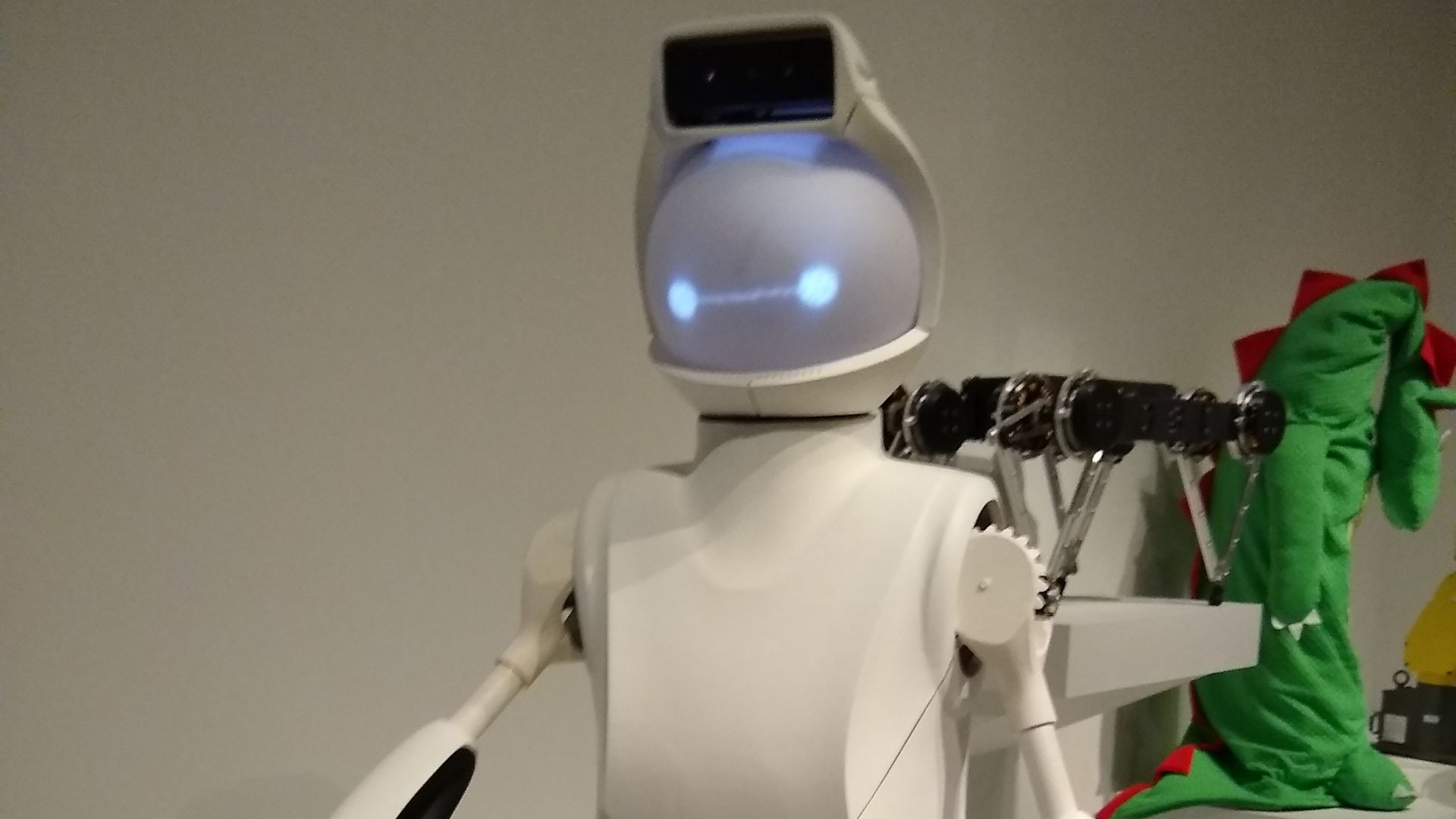Quori socially interactive robot platform, designed by Mark Yim, Mariana Ibañez, and Simon Kim of Immersive Kinematics Lab.  Displayed as part of the exhibit