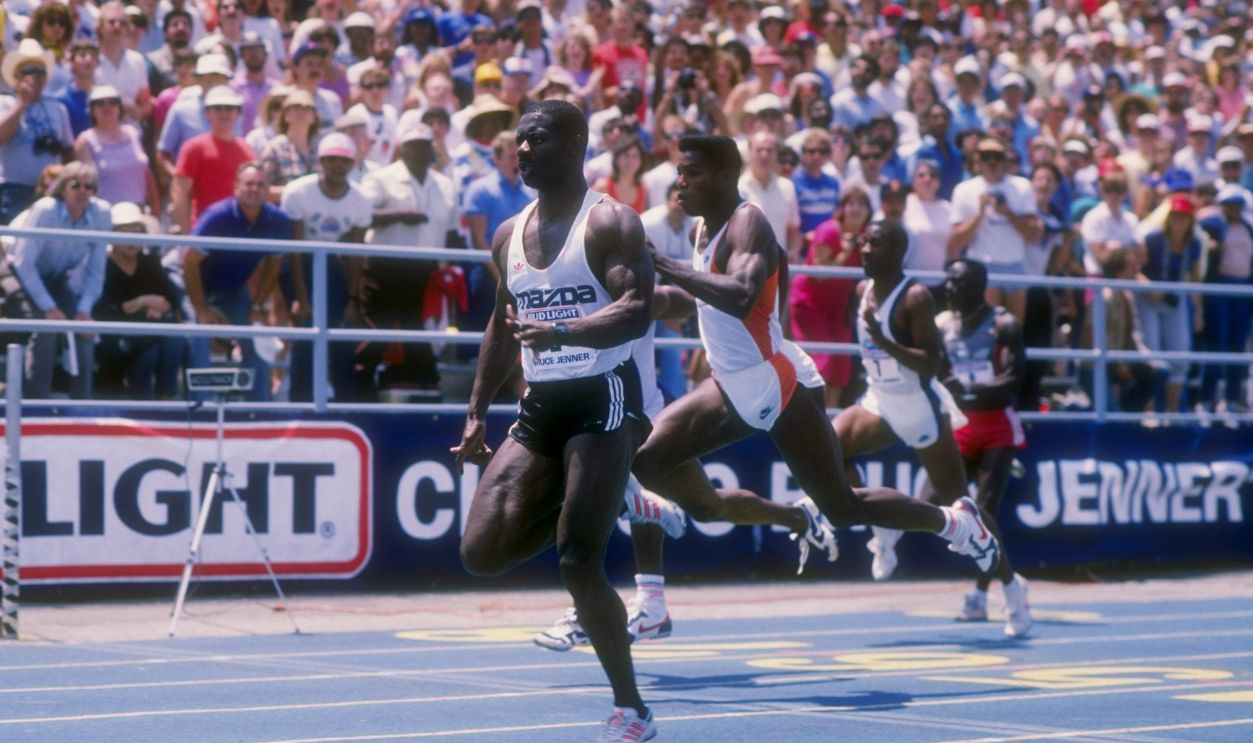 Gettyimages - 1794466, Track and Field 1986: Ben Johnson (left) runs in a race against Carl Lewis (center). 