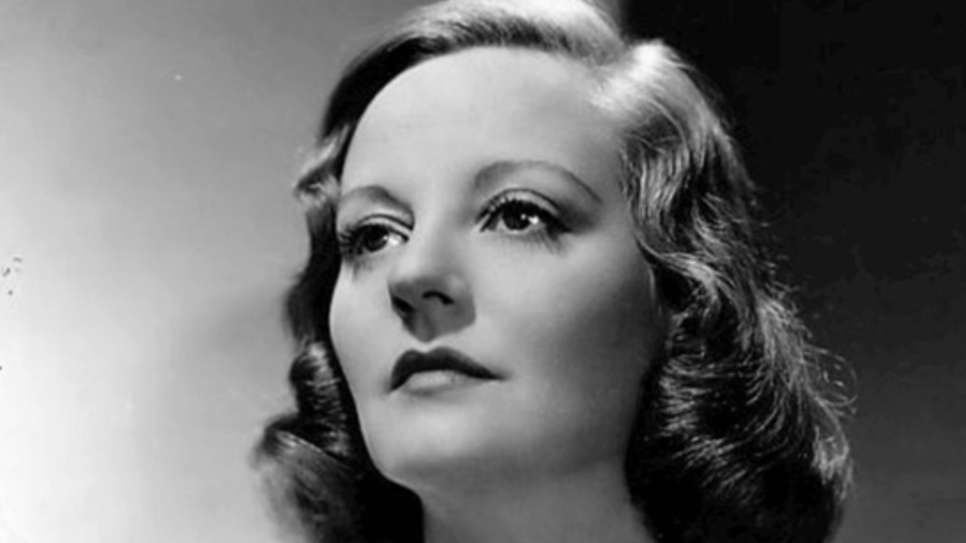 Photo of Tallulah Bankhead from the play The Little Foxes.