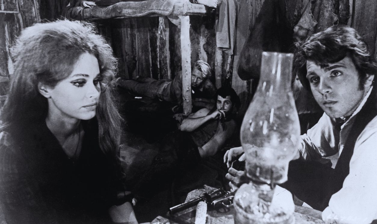 Gettyimages - 1262785013, Little Laura And Big John Kino. Little Laura And Big John, USA, 1973, Regie: Luke Moberly, Darsteller: Karen Black, Kenny Miller, Fabian Forte.