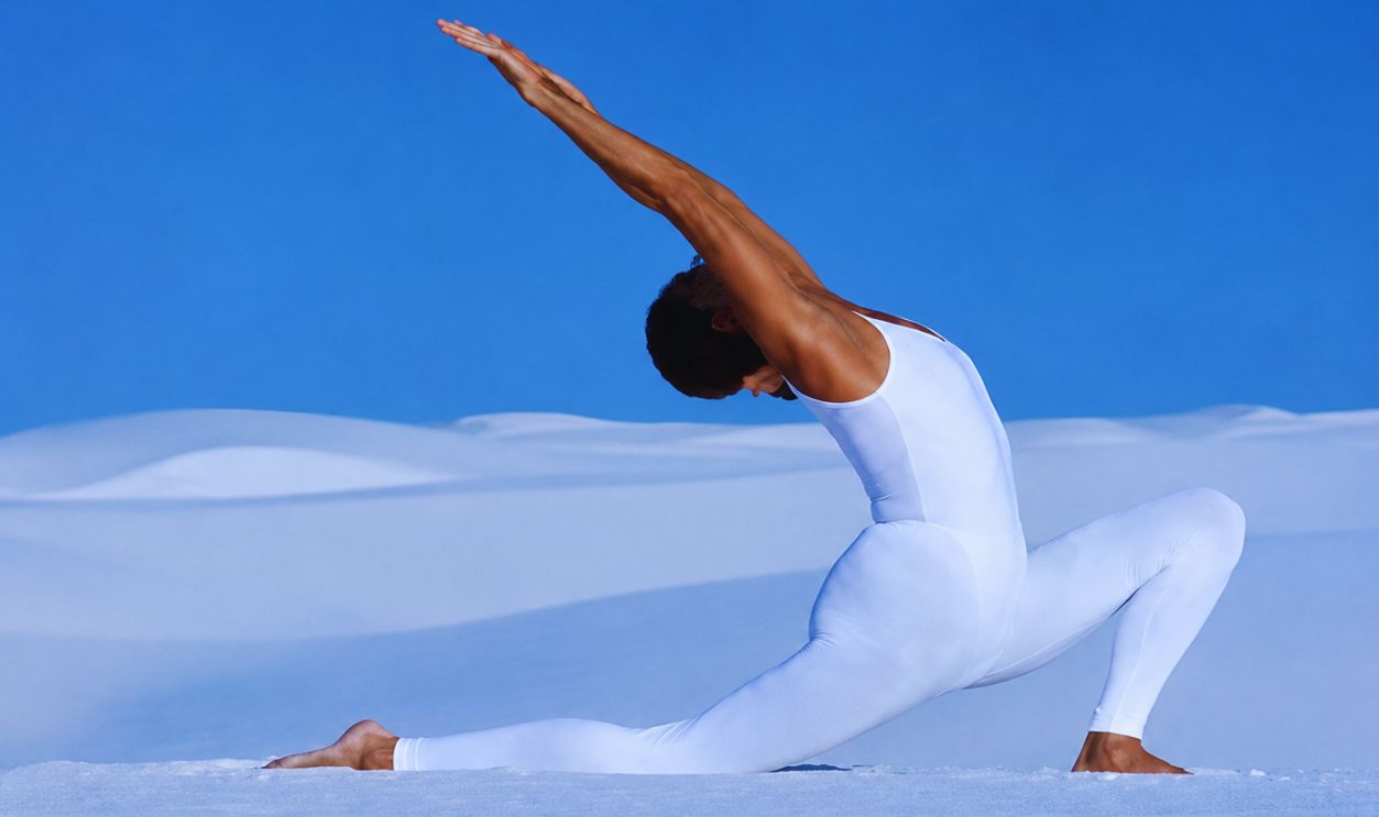 Screenshot from Ali MacGraw: Yoga, Mind & Body (1994) 