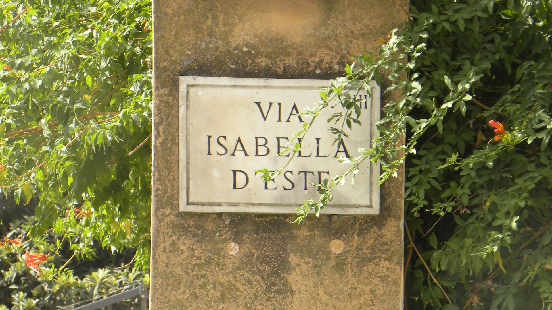 Targa toponomastica intitolata a Isabella D'Este, Municipio XII Roma