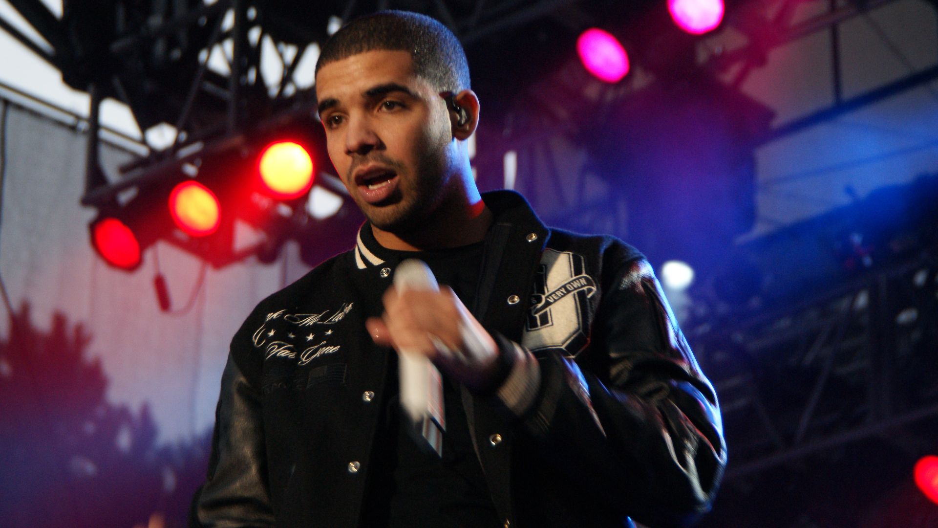 Drake in 2010