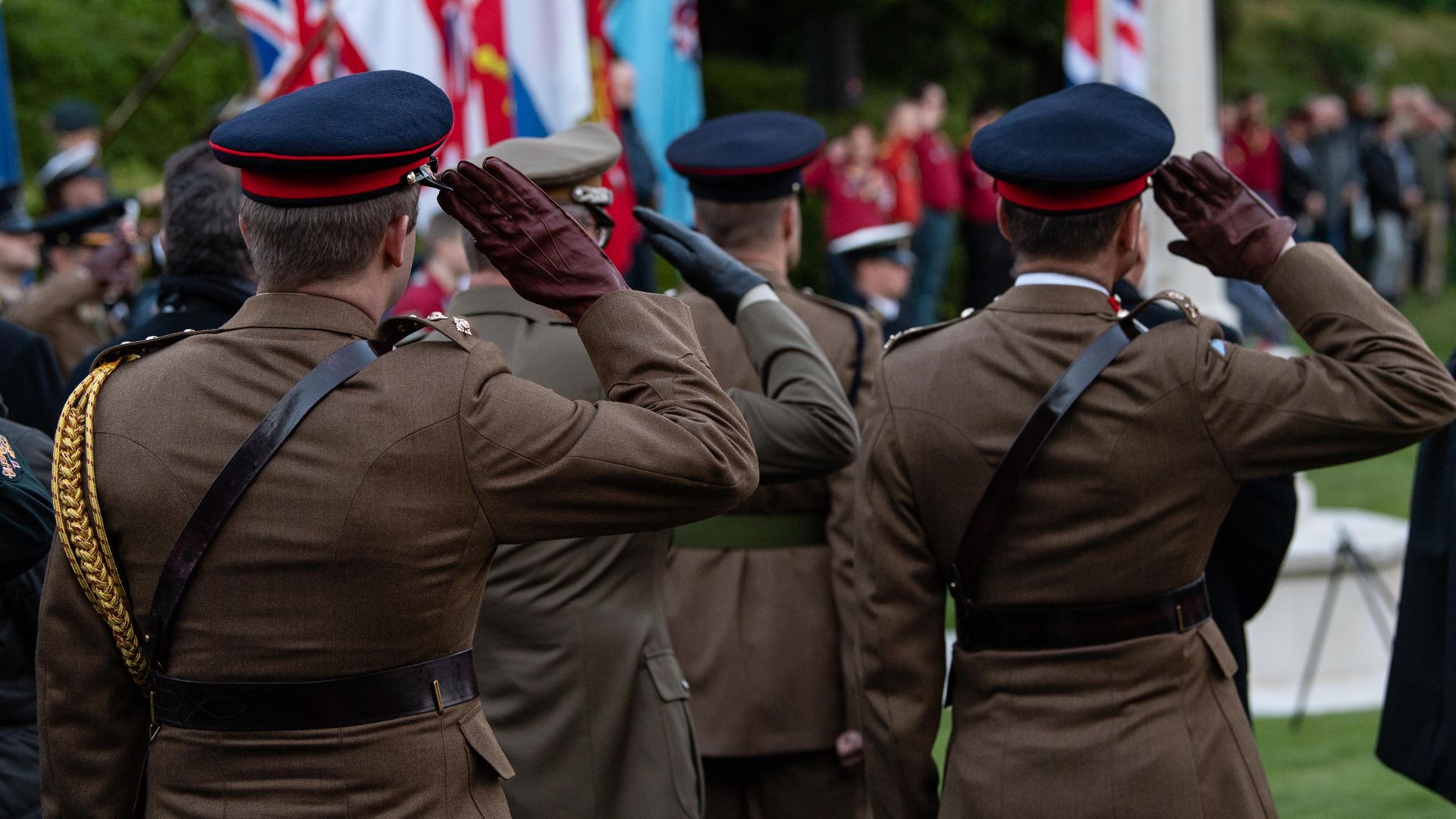 British Army members salutes during the 4th of May Remembrance ceremonies at the British War Cemetery y in Brunssum, Netherlands, on 4 May 2019.
Photo: Sgt Marc-André Gaudreault, Allied Joint Force Command Brunssum Imagery