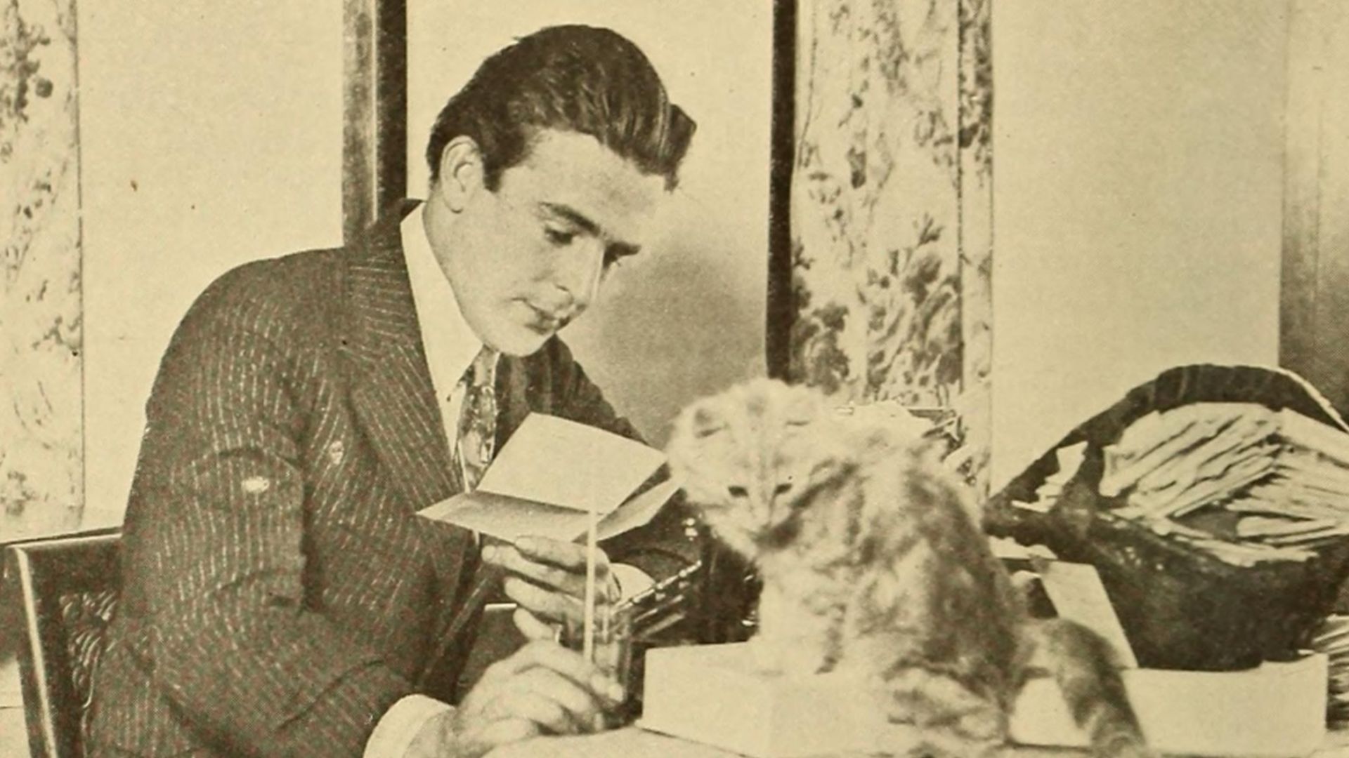 Photoplay, October 1916