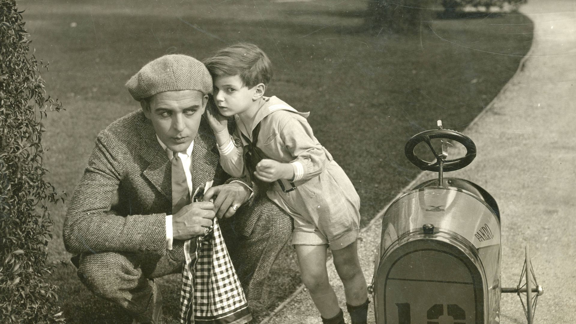 A scene from the American film The Love Special (1921), with Wallace Reid.
Subjects: motion pictures, actors