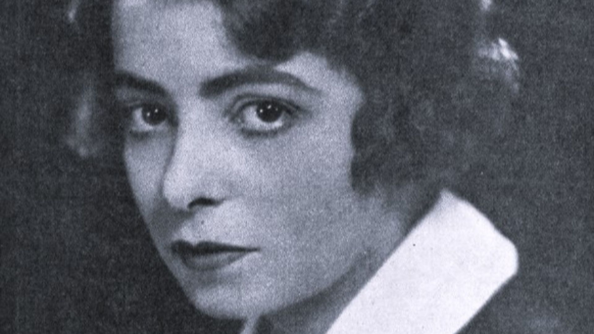 Actress Dorothy Davenport, from an advertisement notice that she would be starring in and producing two films, on page 3 of the March 21, 1927 Film Daily.