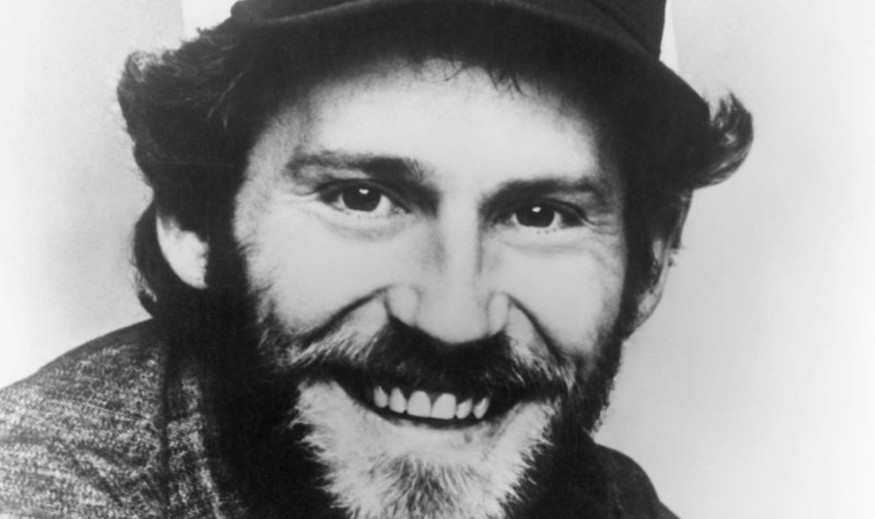 American drummer, singer and multi-instrumentalist Levon Helm, of The Band, circa 1970. 