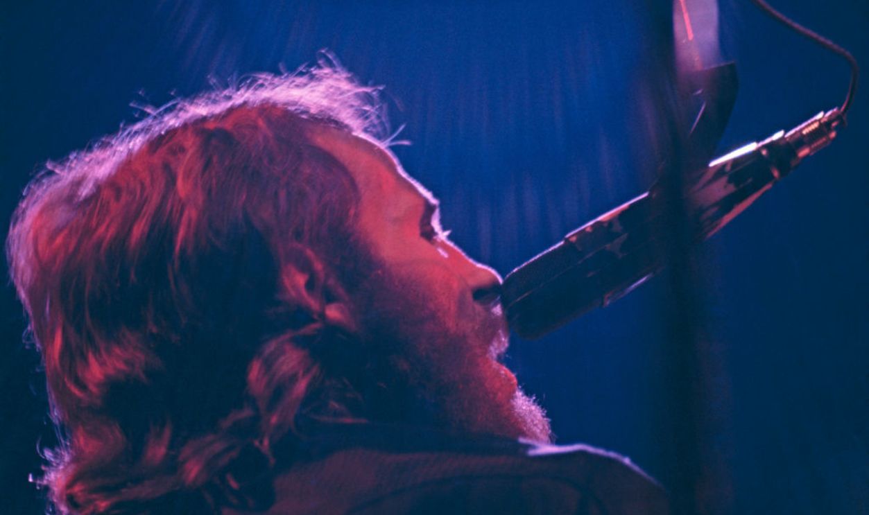 American drummer, singer and multi-instrumentalist Levon Helm performing with The Band in one of a series of concerts at the Academy of Music in New York, 28th-31st December 1971. Recordings from the concert were released as the live concert album 'Rock Of Ages' in 1972.