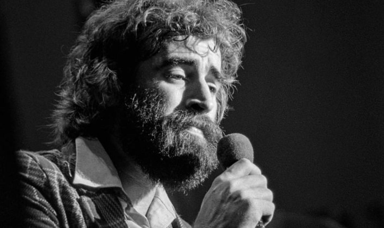 Richard Manuel performs with The Band during The Last Waltz on November 25, 1976 at Winterland in San Francisco, California. 