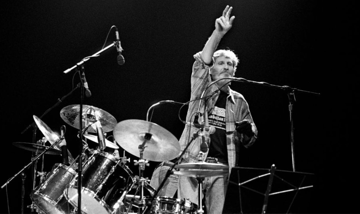 (MANDATORY CREDIT Ebet Roberts/Getty Images) Levon Helm performing with The Band at the Beacon Theater in New York City on March 31, 1994.