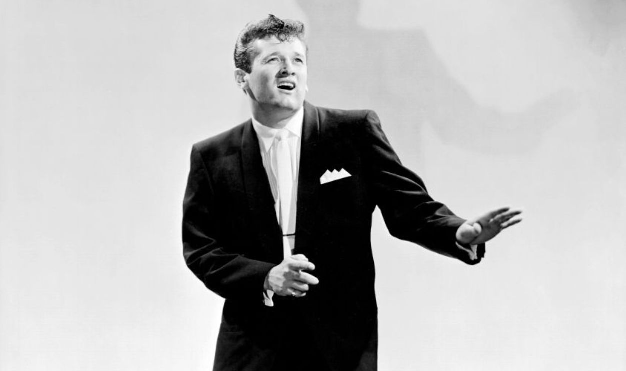 UNSPECIFIED - JANUARY 01: Photo of Ronnie Hawkins (Photo by Michael Ochs Archives/Getty Images)