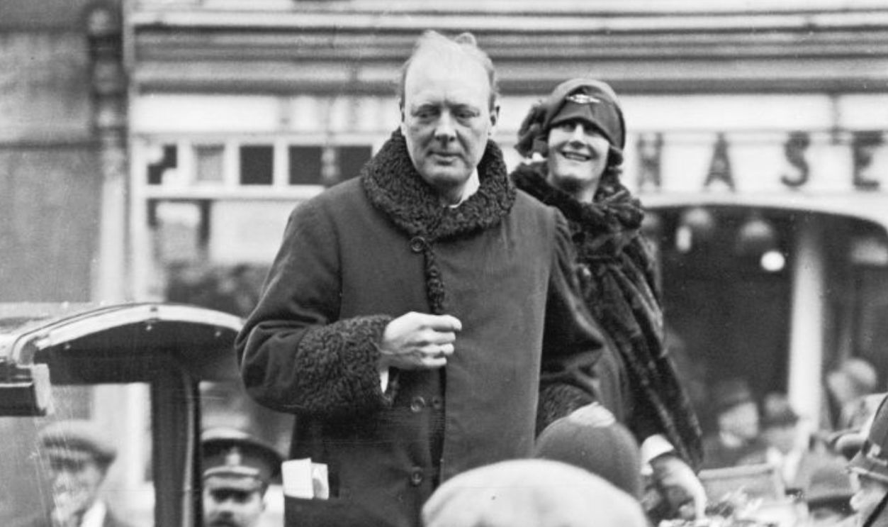 British Prime Minister Winston Churchill (1874 - 1965) and his wife Clementine (1885 - 1977) in London during the 1924 election campaign. He was later elected Conservative MP for Epping.