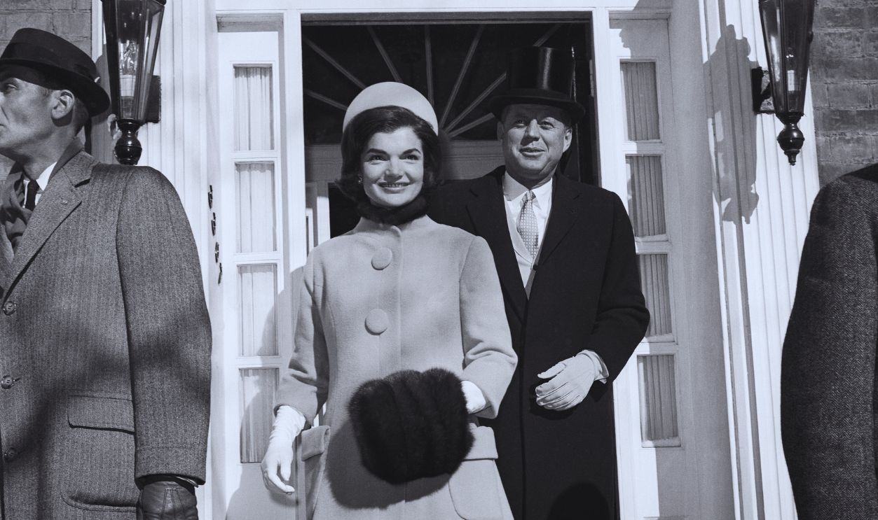 Gettyimages - 515547406, John Kennedy and Jacqueline Leaving For White House 