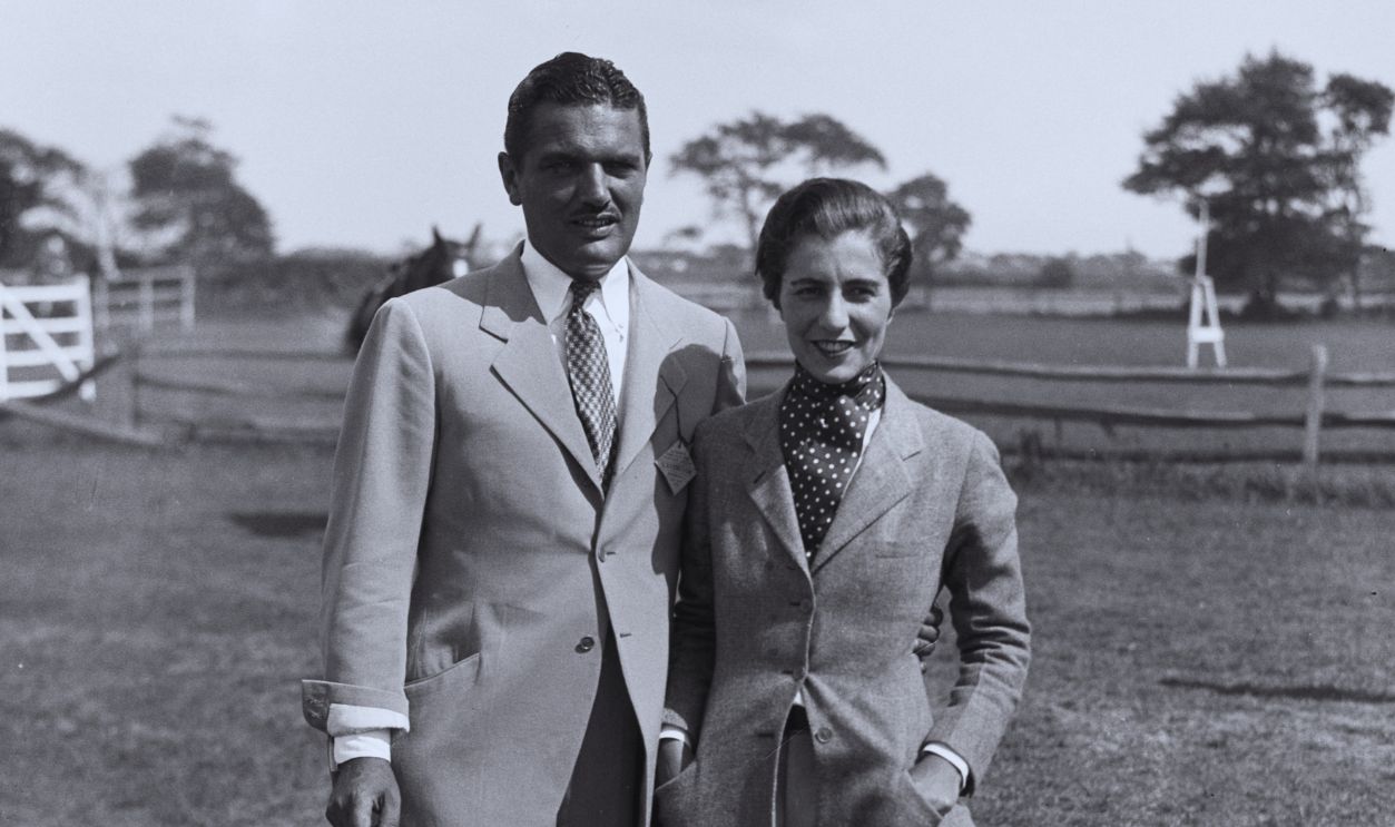Gettyimages - 514885021, John and Janet Lee Bouvier at Horse Show 