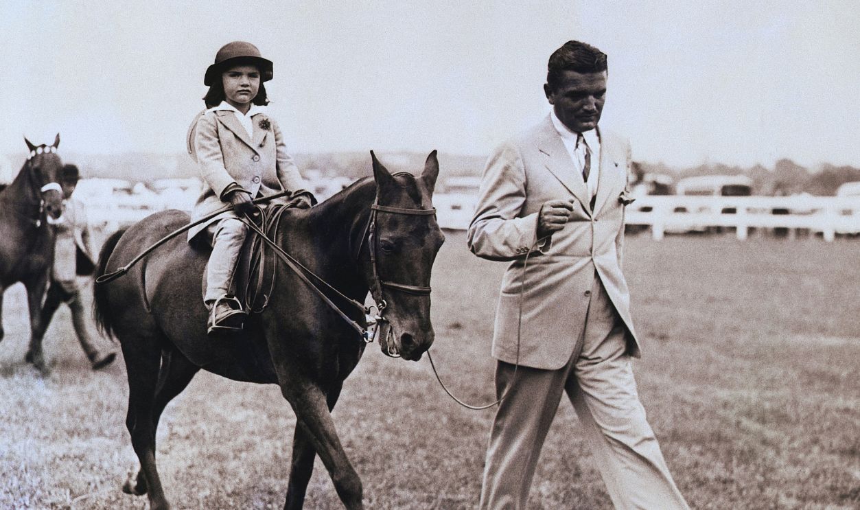 Gettyimages - 515412522, Jacqueline Bouvier Riding Horseback 